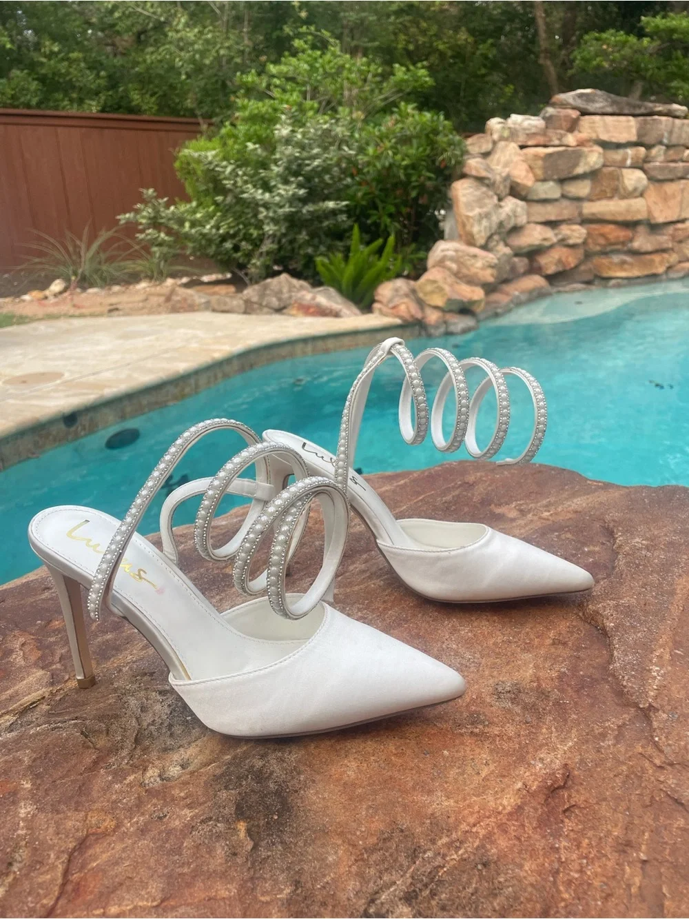Lulu's “Anwar” White Satin Pearl Rhinestone Pointed-Toe Spiral Strap Pumps Size8